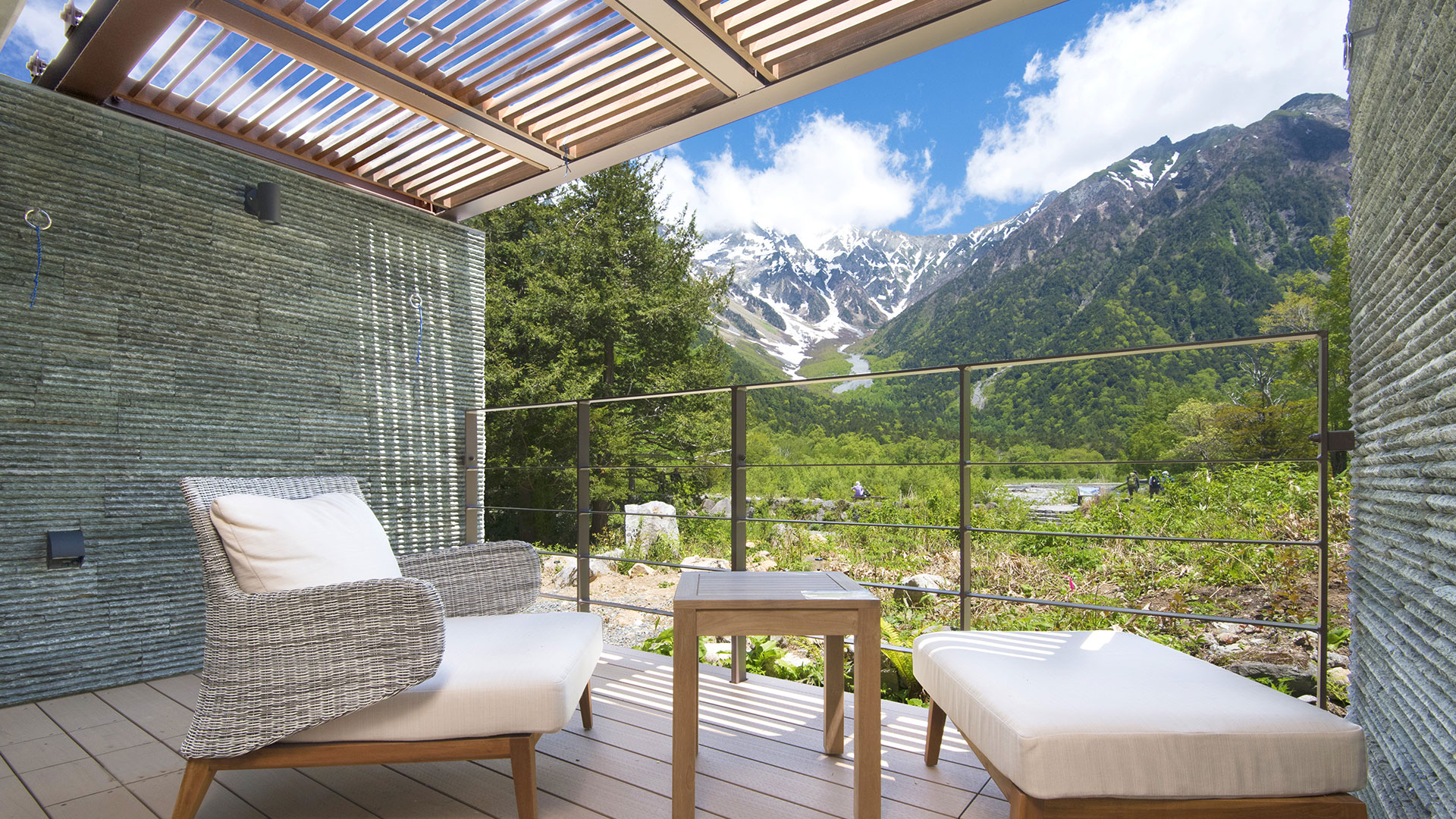 KAMIKOCHI HOTEL SHIRAKABASO | Picturesque JAPAN mountains resort